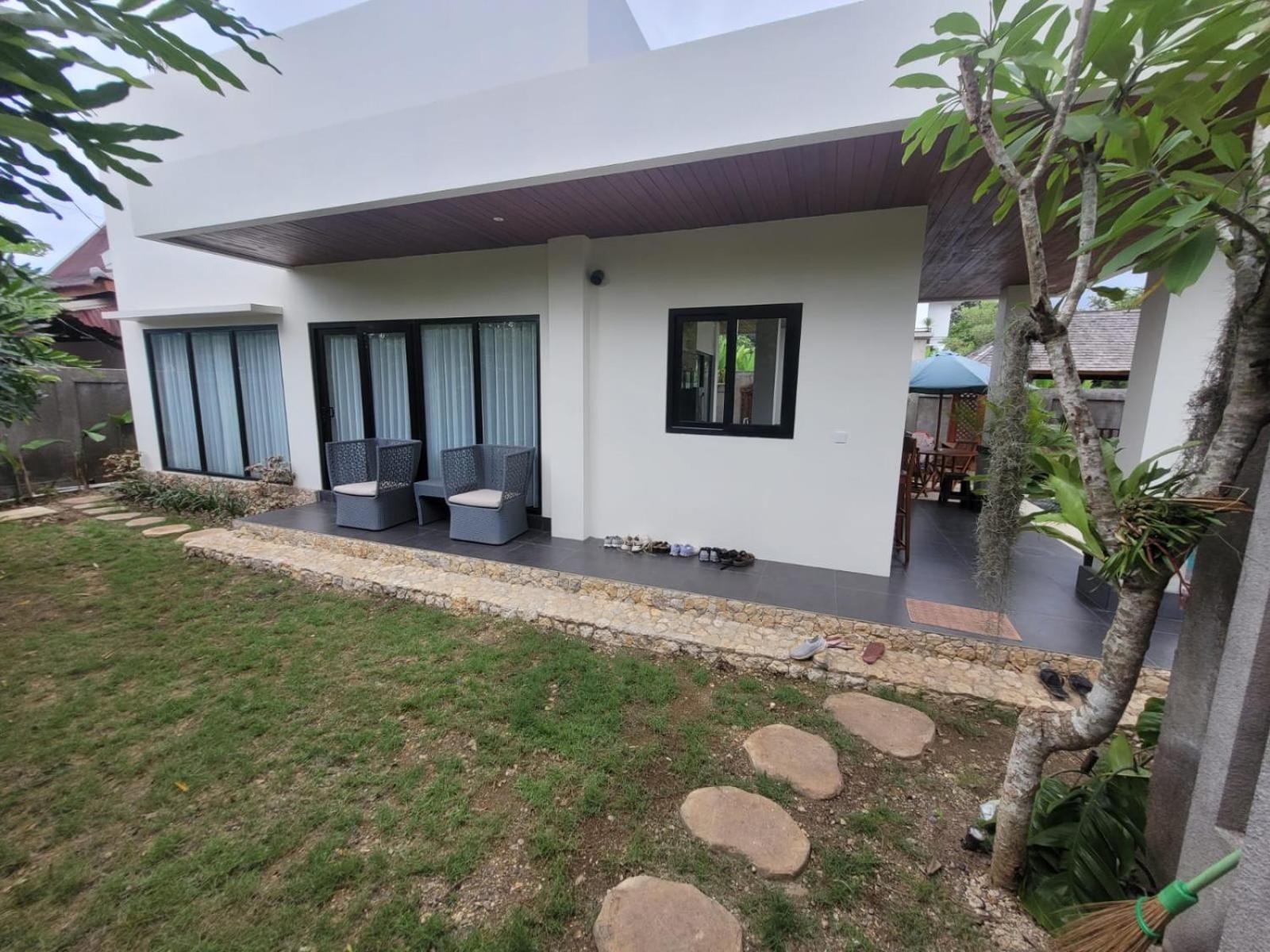 Villa Niang Ando Labuan Bajo Exterior foto